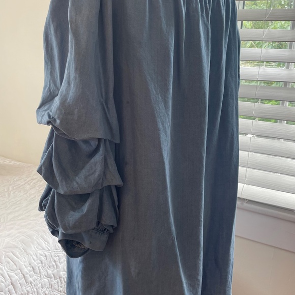 Chambray knee length- off shoulder dress with pockets - Picture 2 of 2